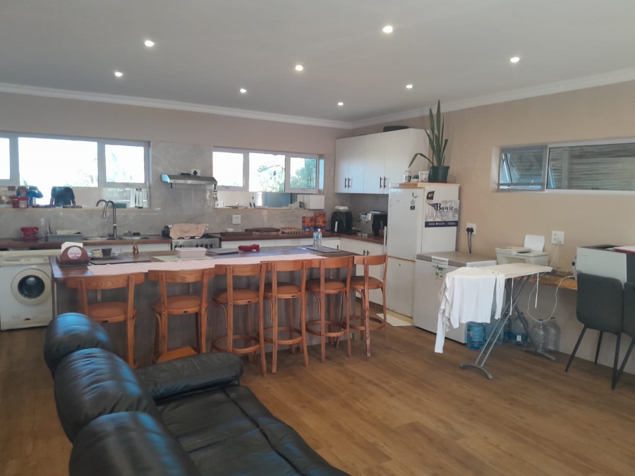 4 Bedroom Property for Sale in Poortjies Western Cape